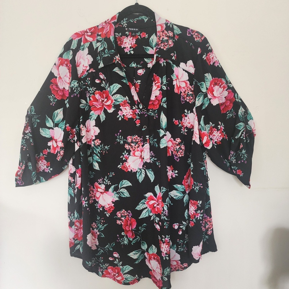 Torrid Harper Black Floral Blouse Size 3‎ 3X Plus Size Belted Boho Cottagecore